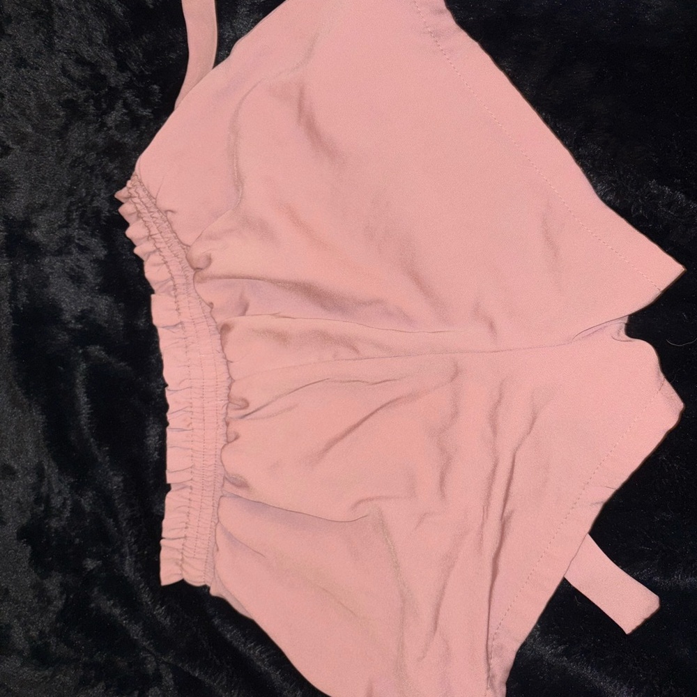 Pink Ruffled Shorts - Picture 2 of 4